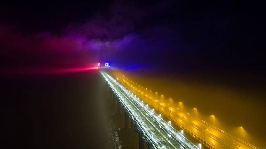 Подсветка Крымского моста 